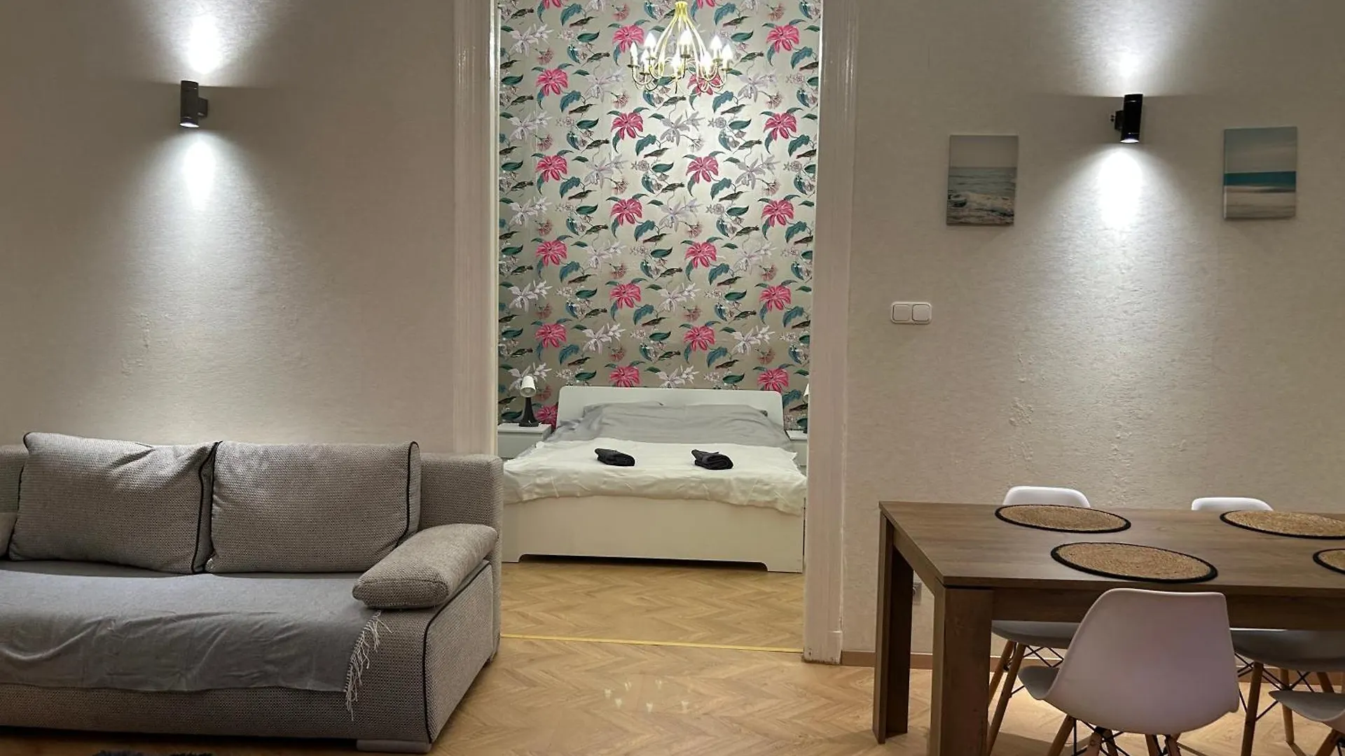Royal Apartment Budapest 0*,  Hungary